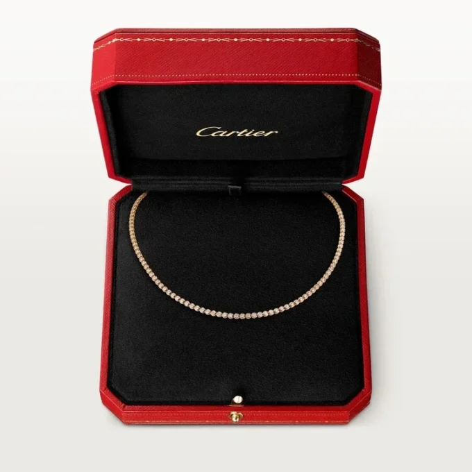 C De Cartier Essential Lines halskjede, briljantslipte diamanter