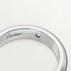 C De Cartier giftering, 4 mm bredde, 1 diamant C De Cartier giftering, 4 mm bredde, 1 diamant