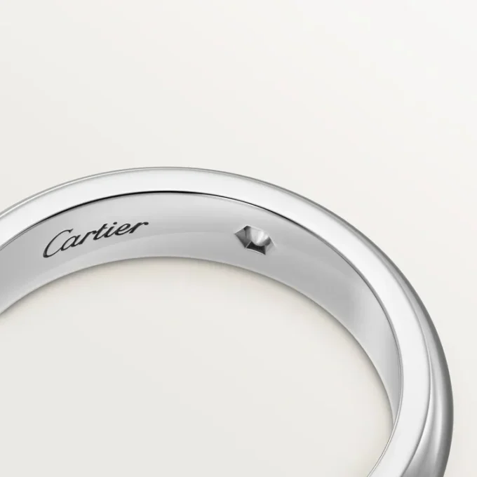 C De Cartier giftering, 4 mm bredde, 1 diamant C De Cartier giftering, 4 mm bredde, 1 diamant