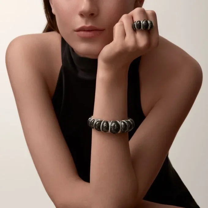 Cartier Libre Tressage-ring, metakvartsitt, diamanter