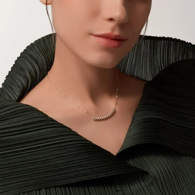 Clash De Cartier anheng, liten modell, pavé