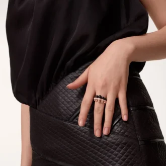 Clash De Cartier-ring, onyx, ekstra stor modell, diamanter