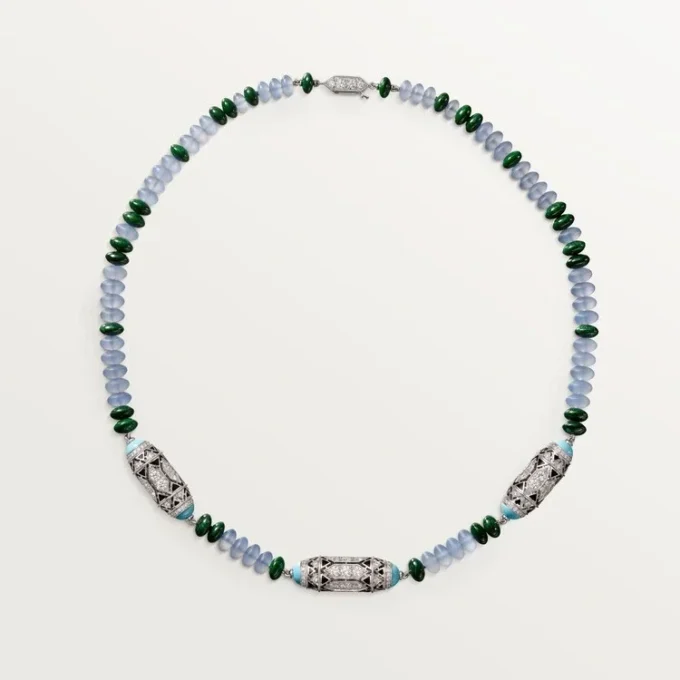 High Jewelry-halskjede – hvitt gull, kalcedon, skarn, turkis, svart lakk, diamanter – Cartier