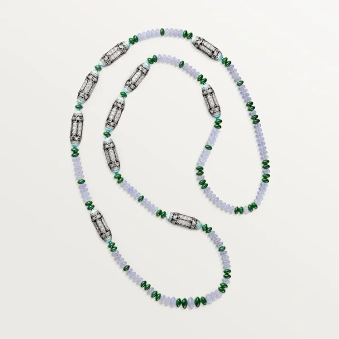 High Jewelry-halskjede – hvitt gull, kalcedon, skarn, turkis, svart lakk, diamanter – Cartier