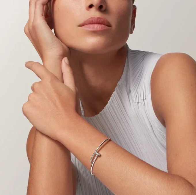 Juste Un Clou-armbånd, liten modell, diamanter