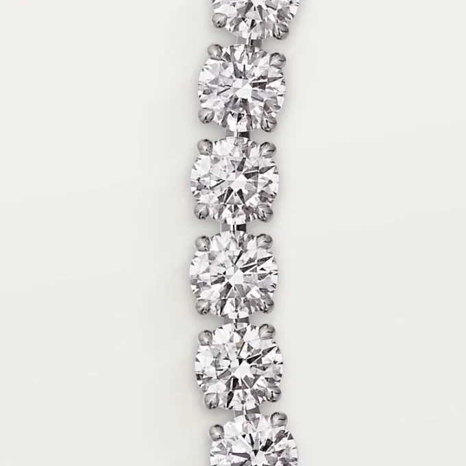 Lignes Essentielles-halskjede, briljantslipte diamanter