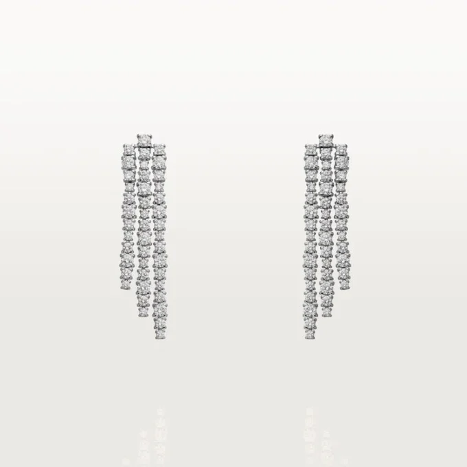 Lignes Essentielles øreringer, briljantslipte diamanter