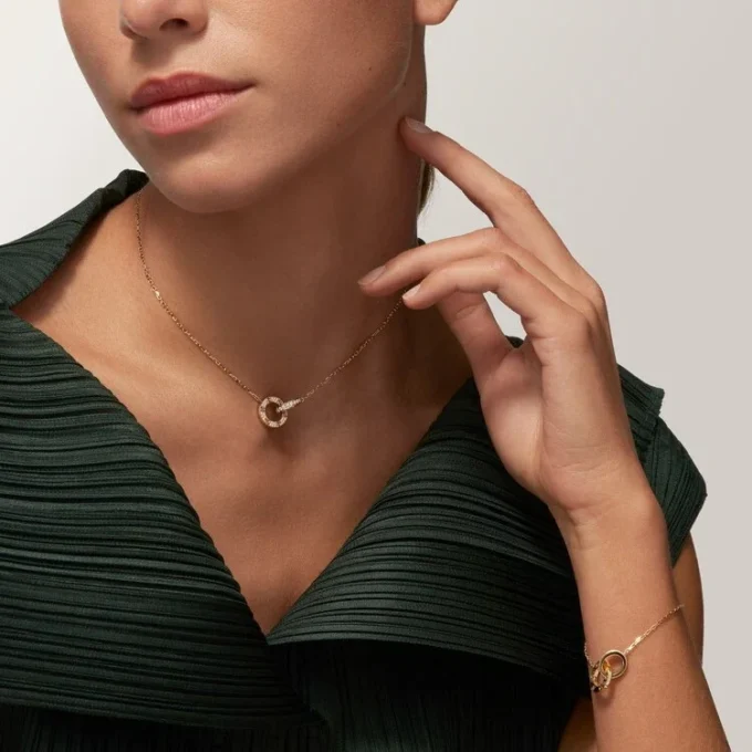 Love-anheng, pavé
