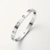 Love-armbånd, klassisk modell, 10 diamanter