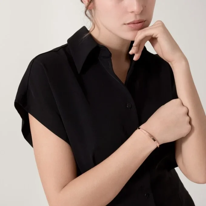 Love-armbånd, liten modell, 10 diamanter