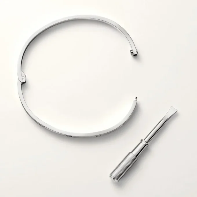 Love-armbånd, liten modell
