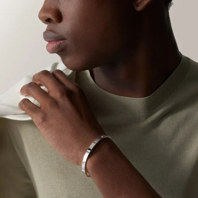 Love-armbånd, medium modell, 4 diamanter