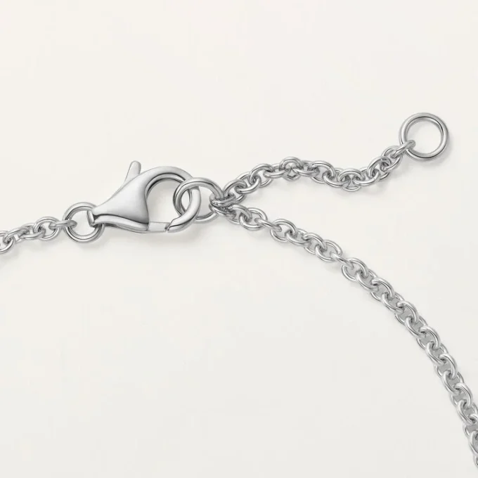 Love-armbånd, på kjede