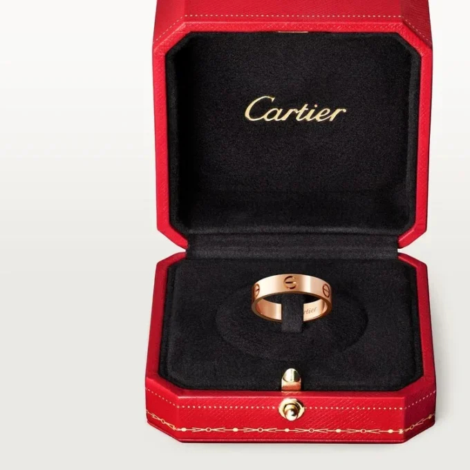 Love-ring – rosagull, klassisk modell | Cartier Us Love-ring – rosagull, klassisk modell | Cartier Us