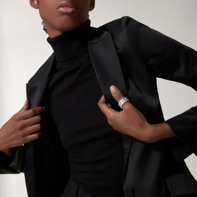 Maillon Panthere-ring, fem rader, pavé