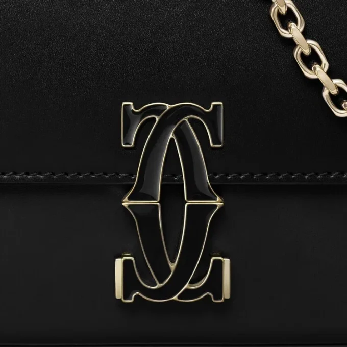 Mini-kjedeveske, Double C De Cartier – svart kalveskinn, gull og svart emaljefinish – Cartier