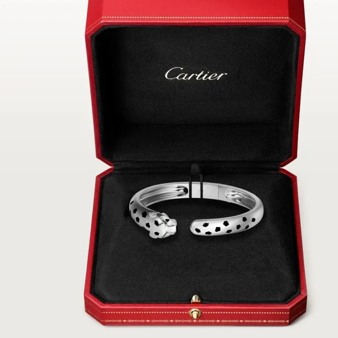 Panthere De Cartier-armbånd, medium modell