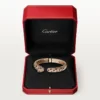 Panthere De Cartier-armbånd, medium modell, halvbelagt