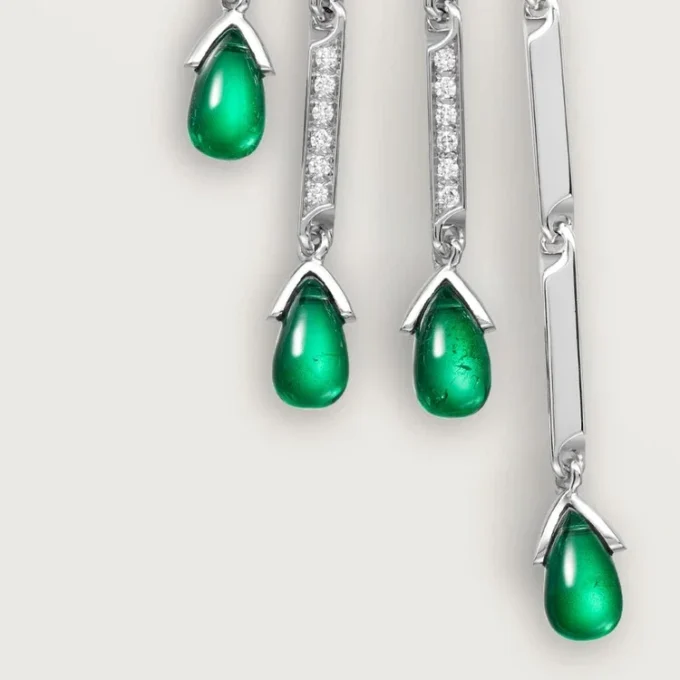 Panthere De Cartier-brosje – hvitt gull, smaragder, onyx, diamanter – Cartier