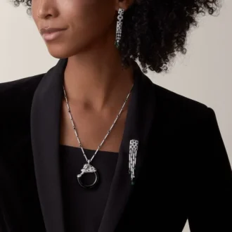 Panthere De Cartier-øreringer – hvitt gull, smaragder, onyx, diamanter – Cartier