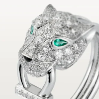 Panthere De Cartier-ring – hvitt gull, diamanter, smaragder, onyx – Cartier Panthere De Cartier-ring – hvitt gull, diamanter, smaragder, onyx – Cartier