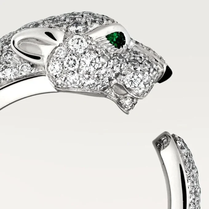 Panthere De Cartier-ring – hvitt gull, diamanter, smaragder, onyx – Cartier