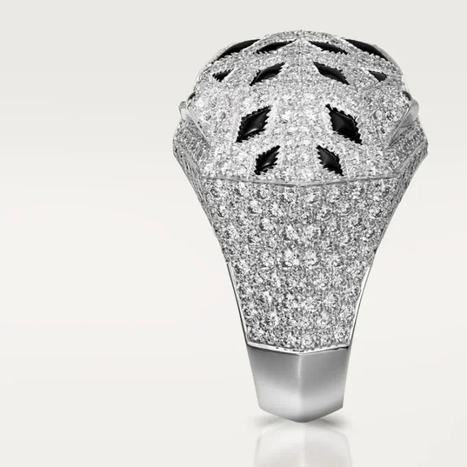 Panthere De Cartier-ring – hvitt gull, diamanter, smaragder, onyx – Cartier