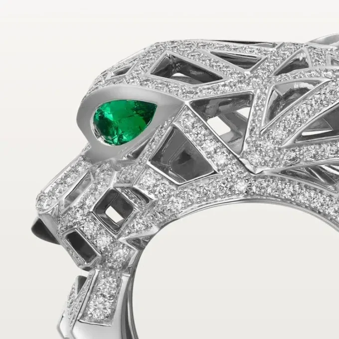 Panthere De Cartier-ring – hvitt gull, onyx, smaragder, diamanter – Cartier
