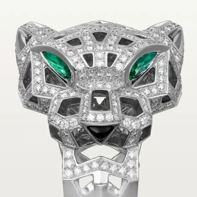 Panthere De Cartier-ring – hvitt gull, onyx, smaragder, diamanter – Cartier