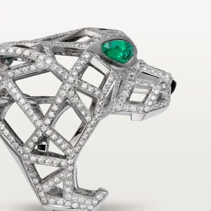 Panthere De Cartier-ring – hvitt gull, smaragder, onyx, diamanter – Cartier