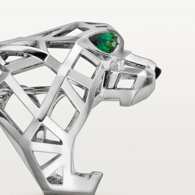 Panthere De Cartier-ring – ikke-rhodinert hvitt gull, tsavorittgranater, onyx – Cartier