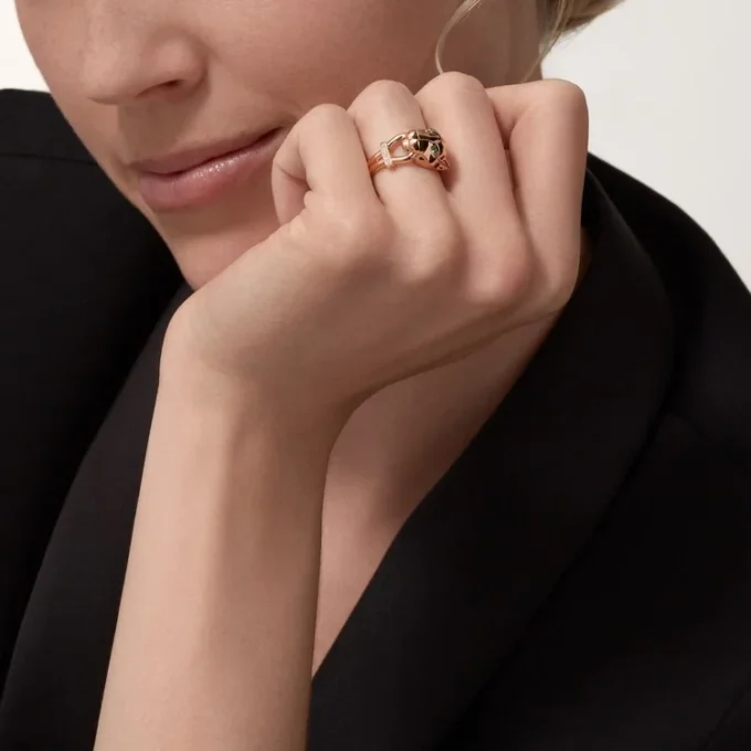 Panthere De Cartier-ring – rosa gull, tsavorittgranater, onyx, svart lakk, diamanter – Cartier