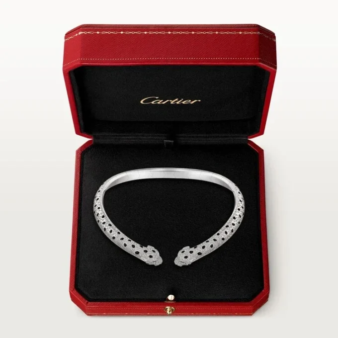 Panthere De Cartier Torque-halskjede, leddet, pavé