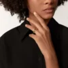 Trinity-ring i trefarget gull, klassisk modell | Cartier Us Trinity-ring i trefarget gull, klassisk modell | Cartier Us