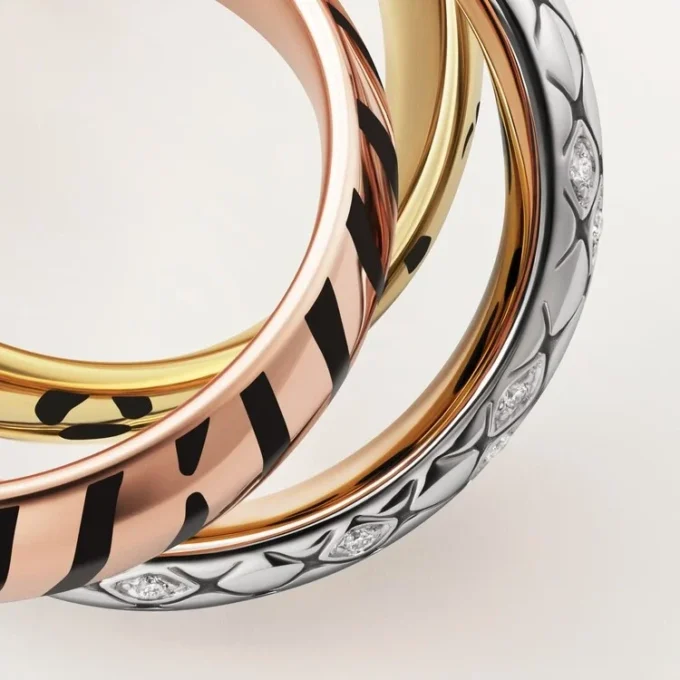 Trinity-ring, lakk, halvpavé