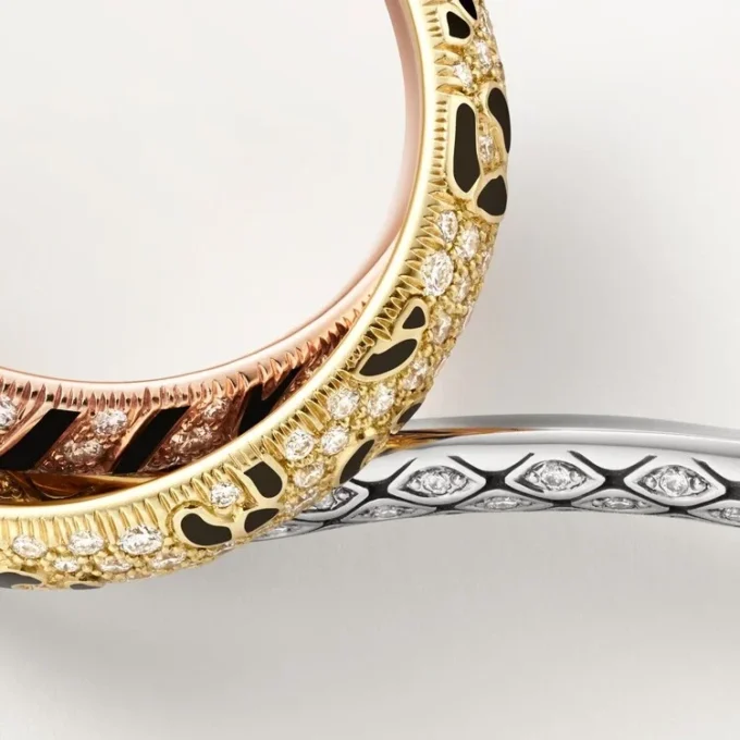 Trinity-ring til to fingre, lakkert, pavé